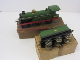 Very Early Hornby Gauge 0 Clockwork GNR 2711 Locomotive and Tender Boxed