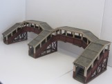 Commercially  Built Gauge 0 Coarse Scale Wood Construction 3-Stair Covered Platform Footbridge