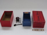 Hornby Gauge 0 Watchman's Hut Set, Boxed