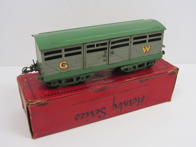 Lot 551 - A group of HORNBY SERIES O gauge wagons