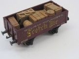 Rare Mills Gauge 0 "William Younger's Scotch Ale"Private Owner Wagon with 7 Wooden Load Items