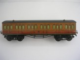 French Serie Hornby High Voltage Metropolitan First Class Bogie Coach with Paris Garter transfer underneath