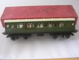 Hornby Gauge 0 Southern No 2 Corridor Coach First Third, Boxed