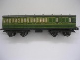 Hornby Gauge 0 Southern No 2 Passenger Coach First Third with Light Grey Roof
