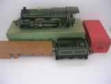 Hornby Gauge 0 20 Volt Electric E320 ''Caerphilly Castle'' Locomotive and Tender, Boxed