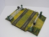 Scarce Hornby Gauge 0 E2E Double Level Crossing