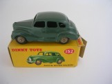 Dinky Toys 152 Austin Devon Saloon Dark Sage Green, Boxed