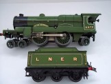 Hornby Gauge 0 No 3C Clockwork LNER ''Flying Scotsman'' Locomotive and Tender