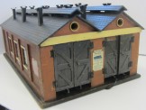 Impressive Mills Gauge 0 Wood Construction Double Track Engine Shed