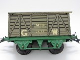 Hornby Gauge 0 No 0 Grey GW Milk Van with Green Chassis and Sliding Doors.