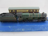 Hornby Dublo 3 Rail ''Bristol Castle'' Locomotive and Tender Boxed and Western Region Restaurant Car