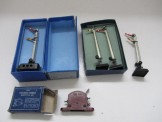 Various Hornby Dublo Accessories