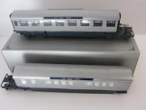 ACE Trains Gauge 0 2-Car Articulated "Silver Jubilee" Coach Set Boxed