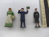 2 Britains and 1 0ther Lead Figures