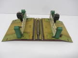 Hornby Gauge 0 E1E Level Crossing