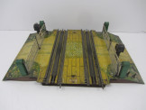 Hornby Gauge 0 E2E Level Crossing