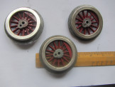 3 Large Driving Wheels