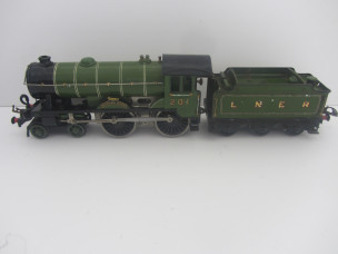 Hornby Gauge 0 20v LNER "Bramham Moor" Locomotive and Tender