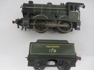 Hornby Gauge 0 C/W SR No1 Special Locomotive and Tender A179