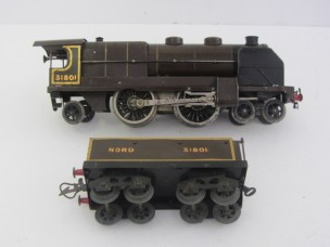 Mills 0 Gauge Scarce Wood and Paper Litho LMS 7 Plank Open Wagon with Tarpaulin Cover