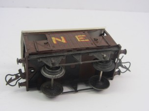 Early Hornby 0 Gauge Green/Cream No2 Pullman Coach