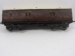 Mills Gauge 0 Parcels Bogie Coach