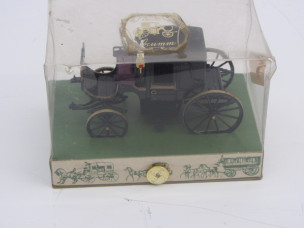 Brumm Historical Horse Drawn Carriage