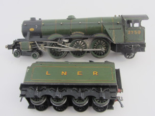 Bassett-Lowke Gauge 0 12vDC LNER "Flying Scotsman" Locomotive and Tender