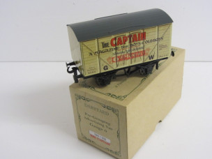 Darstaed Gauge 0 "The Captain" PO Wagon Boxed