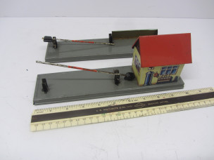 Tinplate Level Crossing