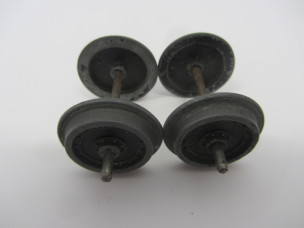 Pair of Leeds Gauge 0 Bogie Coach Wheels with Axles