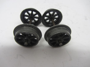 Set of Prewar Bassett-Lowke Wagon Wheels with Axles