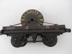Hornby Gauge 0 SR Flat Wagon with Cable Drum