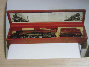 UptheBid Auction